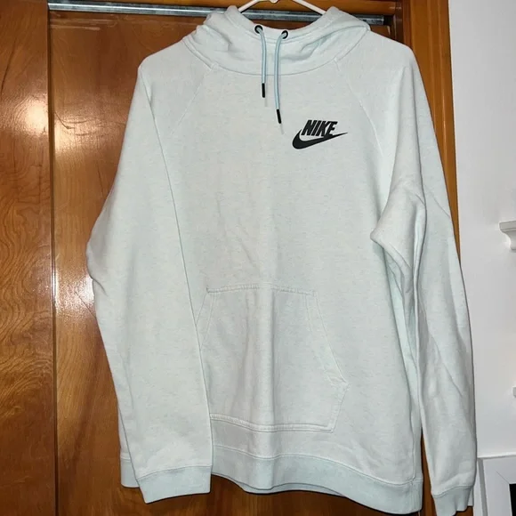 Nike hoodie - Picture 1 of 6
